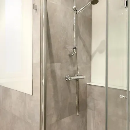 Miramon By Basquehomes شقة